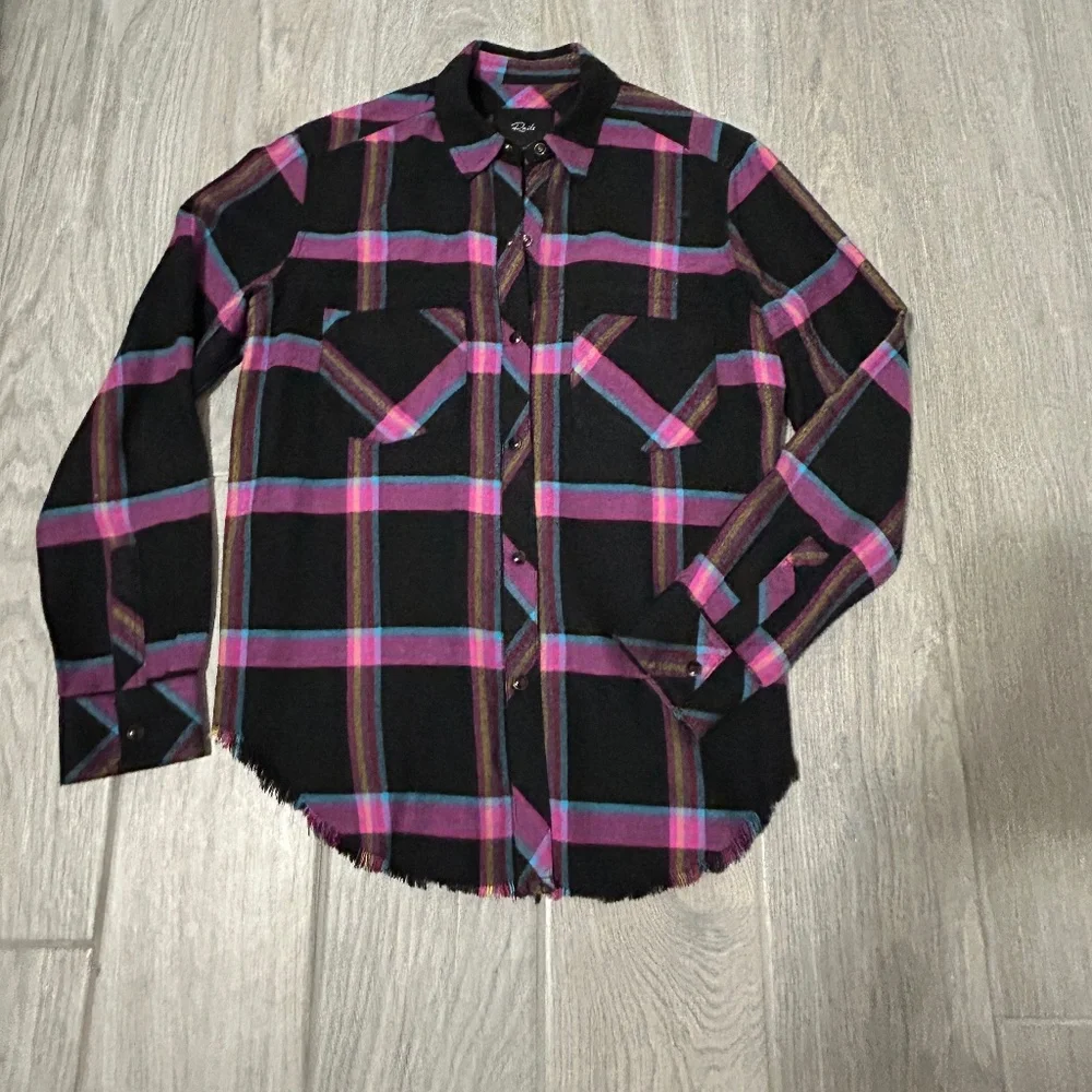 LIKE NEW! Women's Rails Black/Hot Pink Plaid Flannel Button Down - XS - Picture 6 of 12